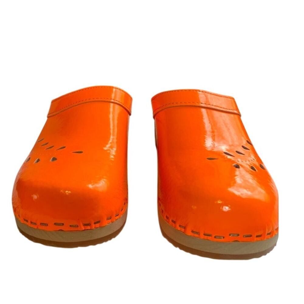 NEW Verka Swedish Clogs Neon Orange Patent Leather Size EU 37 /US 6 - 6.5 - Picture 3 of 7